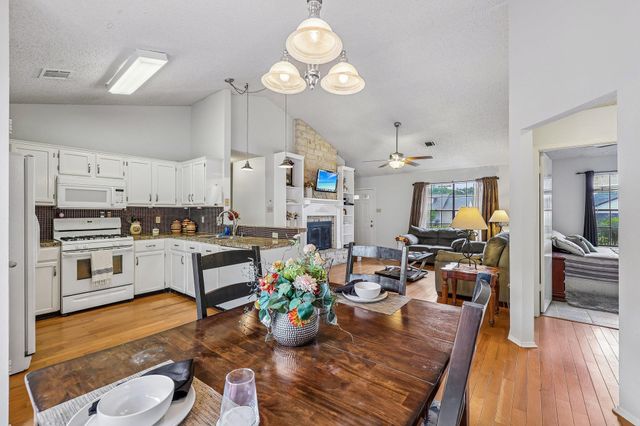 1705 Primrose TRL, Round Rock, TX 78664