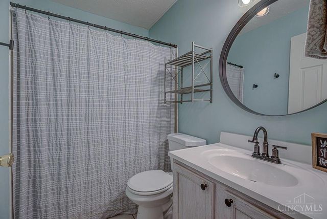 108 Carrie Drive, Harrison, OH 45030