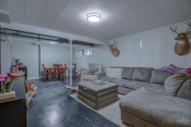 108 Carrie Drive, Harrison, OH 45030