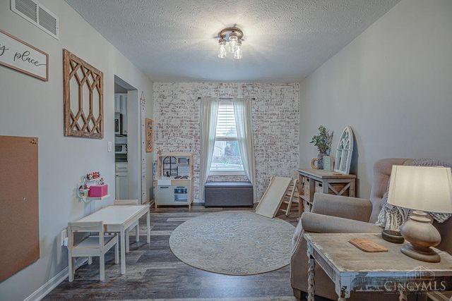 108 Carrie Drive, Harrison, OH 45030