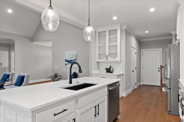 255 Goose Creek Circle, Soddy Daisy, TN 37379