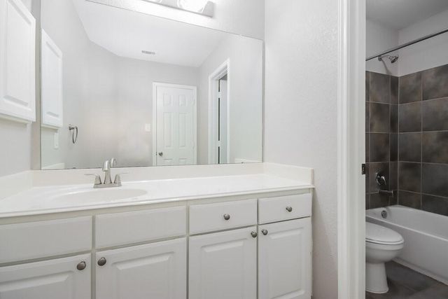 5222 Rio Drive, Baytown, TX 77521