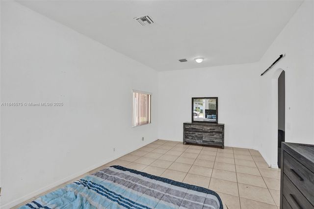 2831 NW 6th Ct, Fort Lauderdale, FL 33311