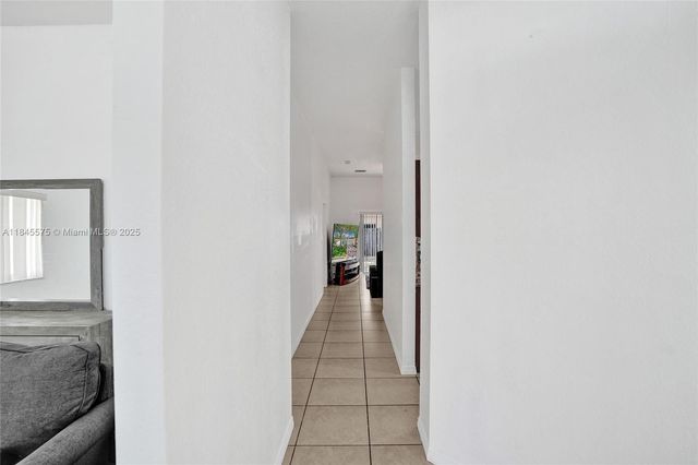 2831 NW 6th Ct, Fort Lauderdale, FL 33311