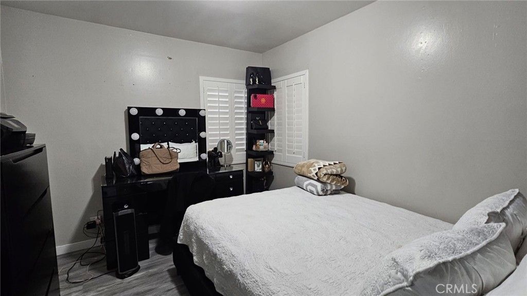 Image 12 of property listing at 1821 E Avenue Q12, Palmdale, CA 93550