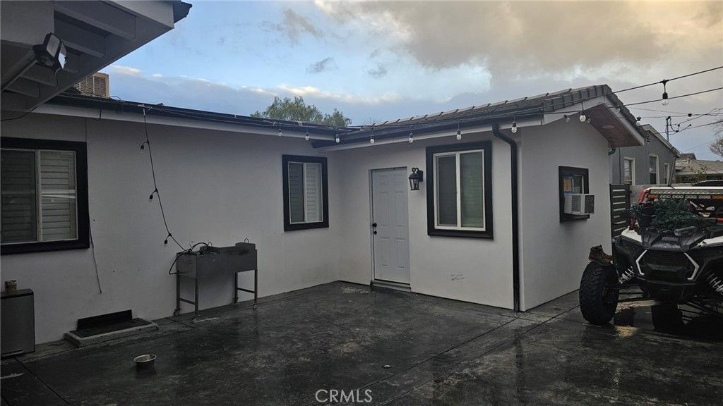 Image 23 of property listing at 1821 E Avenue Q12, Palmdale, CA 93550