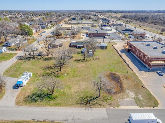 N Harper Street, Choctaw, OK 73020