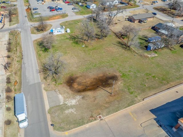 N Harper Street, Choctaw, OK 73020