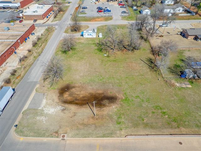 N Harper Street, Choctaw, OK 73020