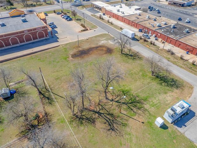 N Harper Street, Choctaw, OK 73020