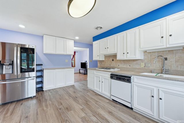 1413 W Ludwig Road, Fort Wayne, IN 46825