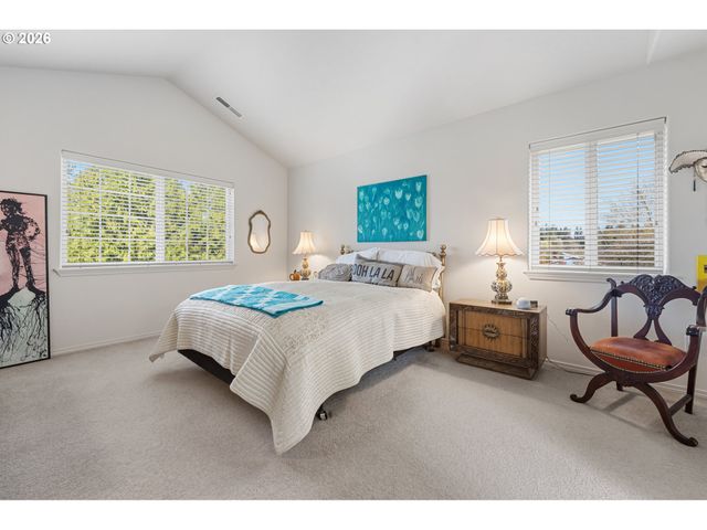 9024 Sw 75TH Ave, Tigard, OR 97223