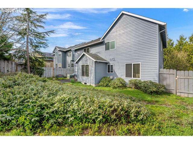 9024 Sw 75TH Ave, Tigard, OR 97223