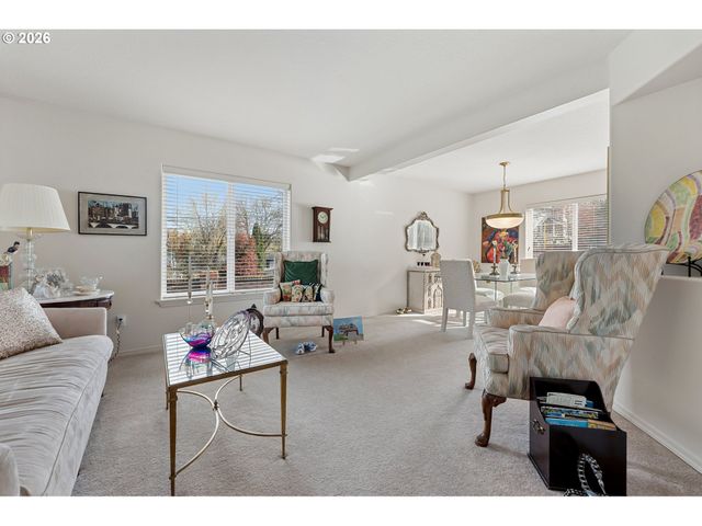 9024 Sw 75TH Ave, Tigard, OR 97223