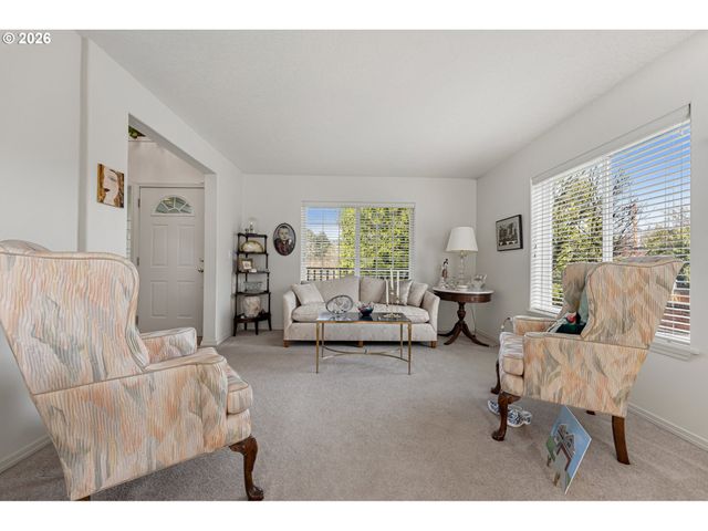 9024 Sw 75TH Ave, Tigard, OR 97223