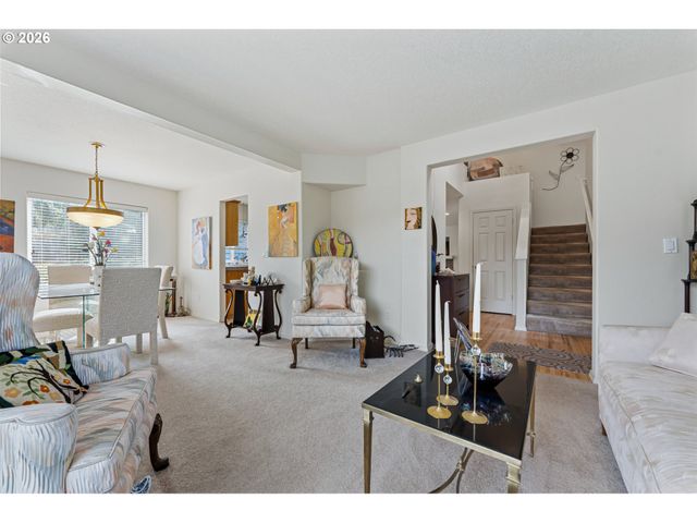 9024 Sw 75TH Ave, Tigard, OR 97223