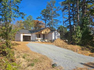 305 Travis Road, Fort Payne, AL 35967
