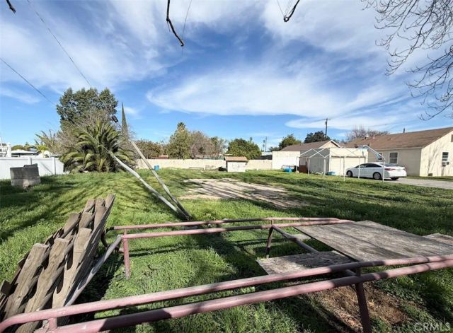 9293 Garfield, Riverside, CA 92503