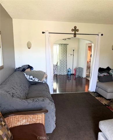 9293 Garfield, Riverside, CA 92503