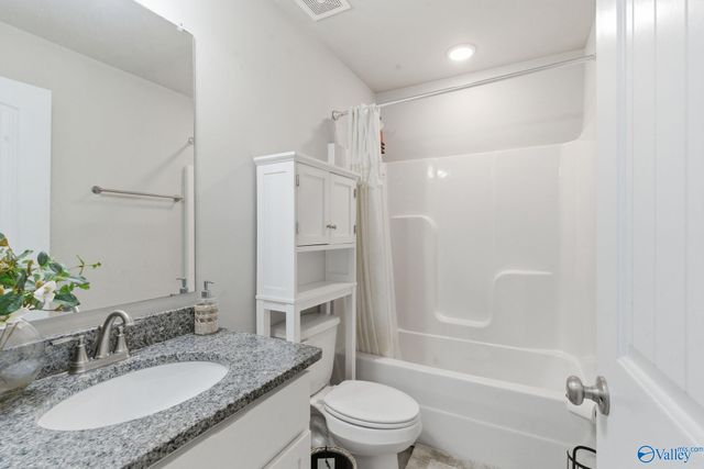 186 Toney School Road, Toney, AL 35773