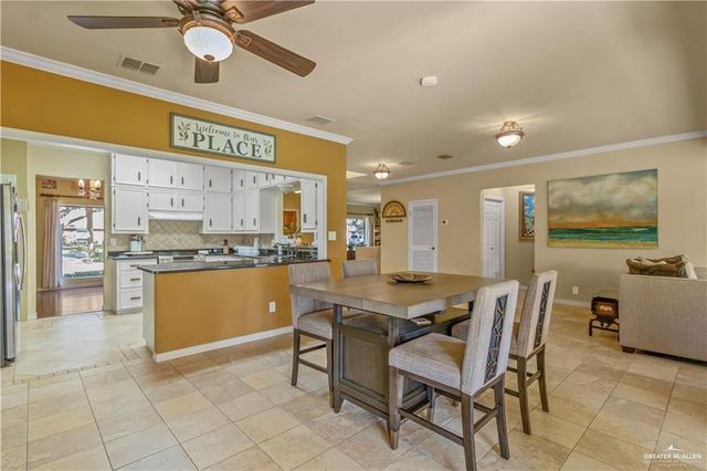 218 Palm Valley W Drive, Harlingen, TX 78552