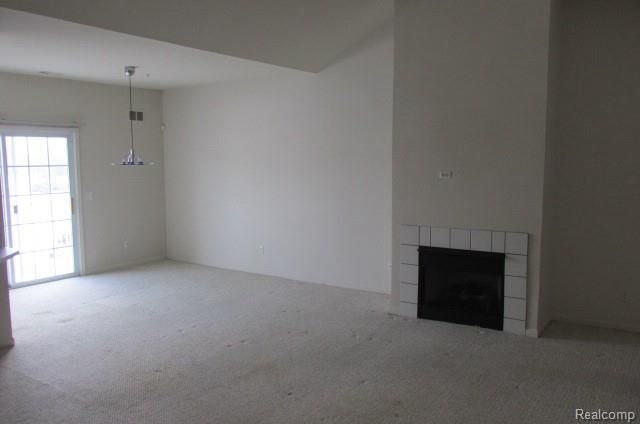 10210 E Midway 103, Commerce Twp, MI 48390