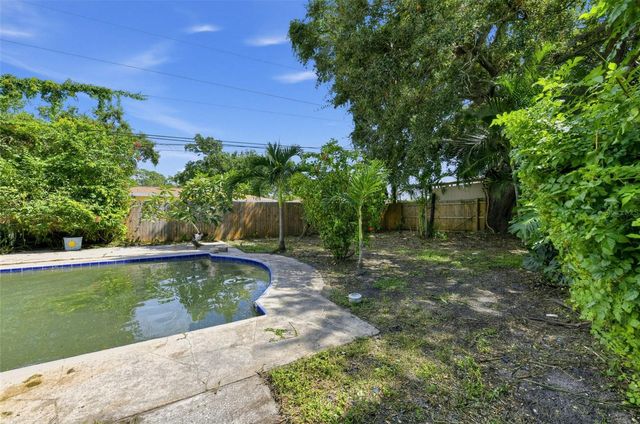 109 N MAYWOOD AVENUE, Clearwater, FL 33765