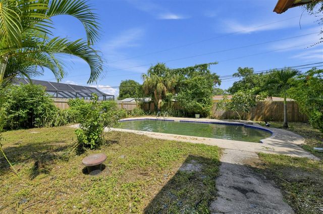 109 N MAYWOOD AVENUE, Clearwater, FL 33765