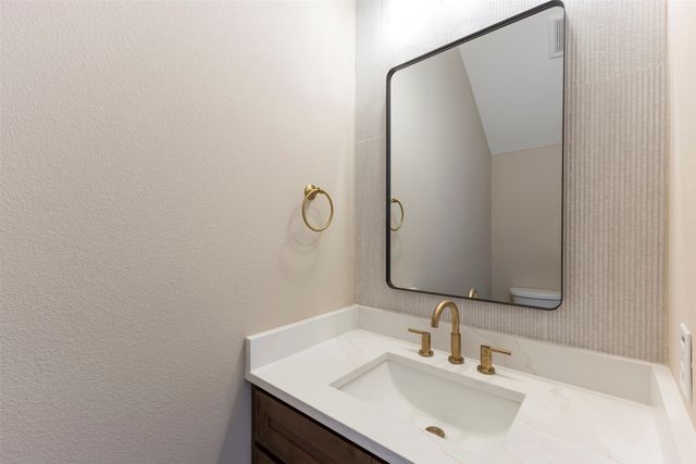2382 Usman Drive, Irving, TX 75062