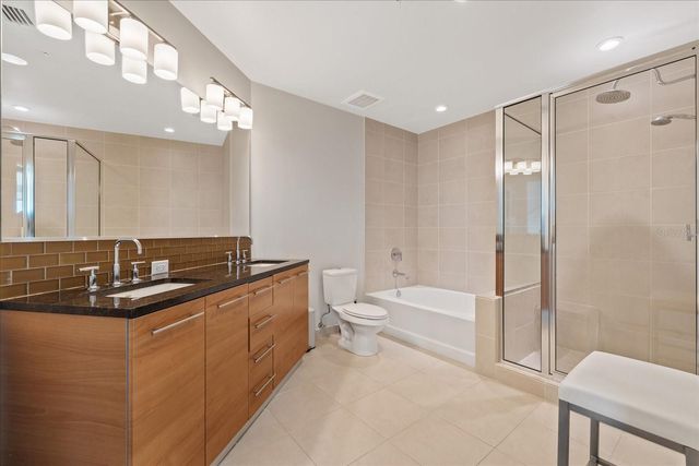 400 4TH AVENUE S 1004, St Petersburg, FL 33701