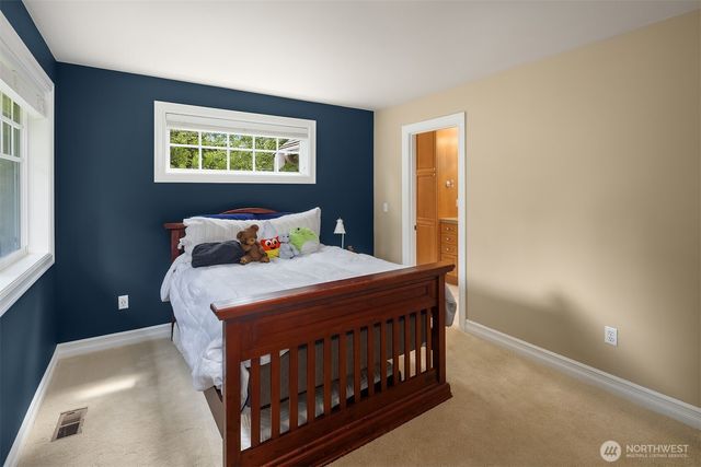 19632 183rd Way SE, Renton, WA 98058