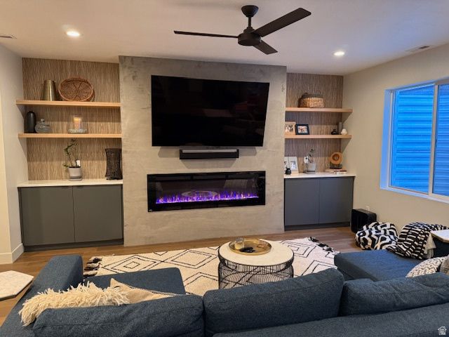 3075 E CREEK RD, Cottonwood Heights, UT 84093