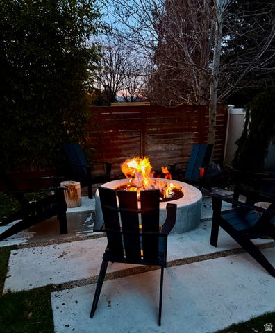 3075 E CREEK RD, Cottonwood Heights, UT 84093