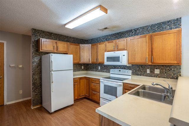1529 SE Delaware Avenue 7, Ankeny, IA 50021