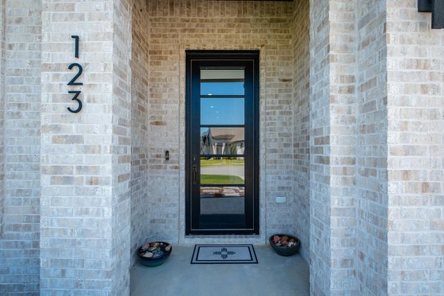 123 Fletcher Ridge Drive, Little Rock, AR 72223