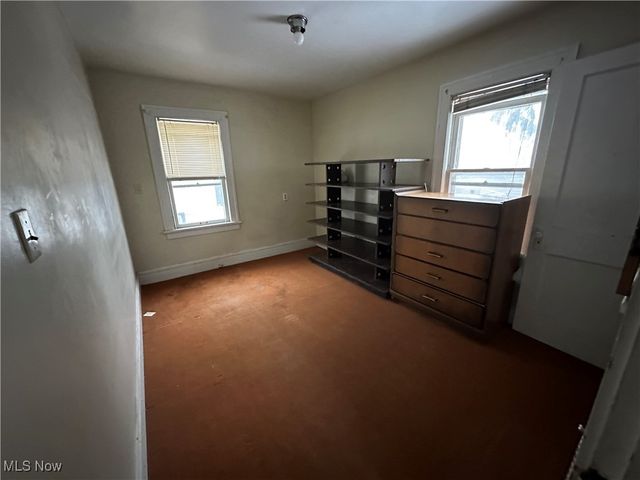 10421 Linnet Avenue, Cleveland, OH 44111