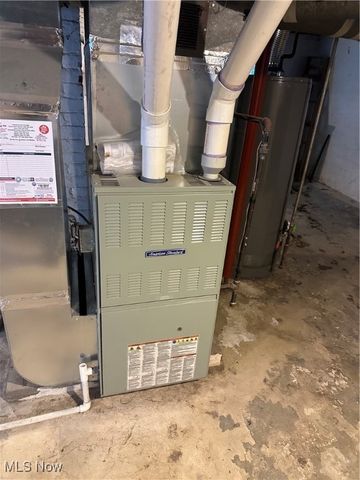 10421 Linnet Avenue, Cleveland, OH 44111