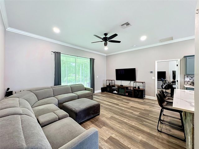 300 E GENEVA STREET, Ocoee, FL 34761