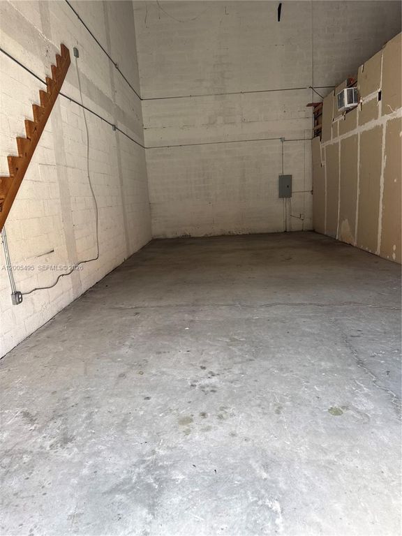 2984 W 84th St 138, Hialeah, FL 33018