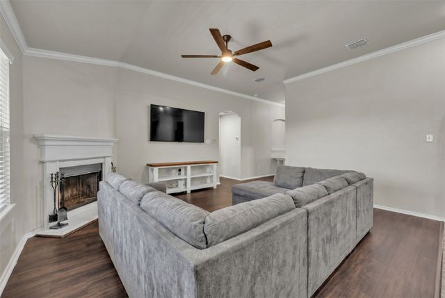 381 Coral Vine Lane, Burleson, TX 76028