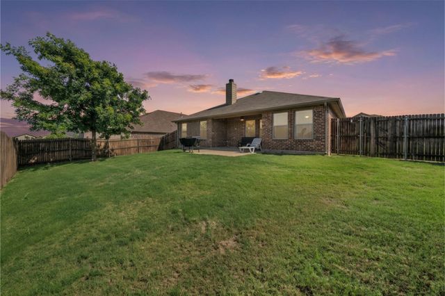 381 Coral Vine Lane, Burleson, TX 76028