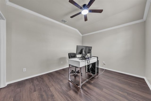 381 Coral Vine Lane, Burleson, TX 76028