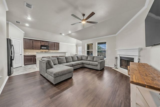 381 Coral Vine Lane, Burleson, TX 76028