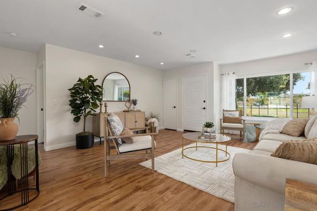 3902 Vista Campana N 58, Oceanside, CA 92057