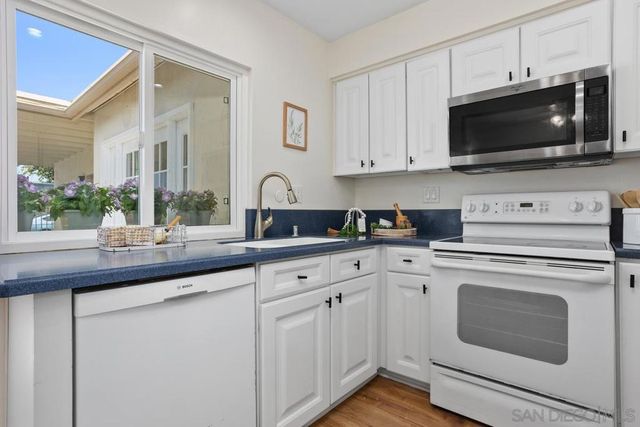 3902 Vista Campana N 58, Oceanside, CA 92057