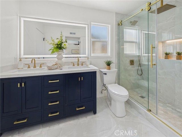 1547 E San Alto, Orange, CA 92865