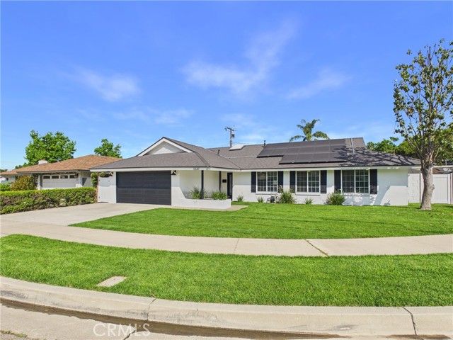 1547 E San Alto, Orange, CA 92865