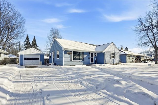 2815 Clark Place, Eau Claire, WI 54701
