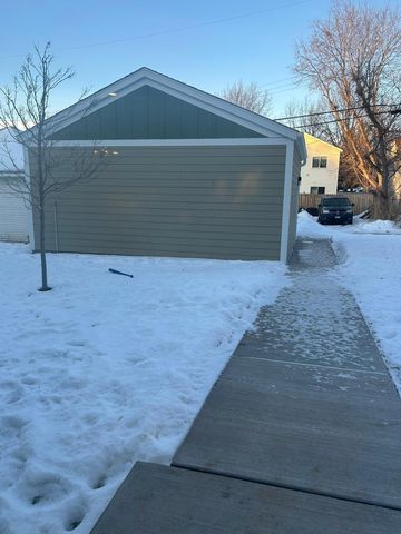 2723 Aldrich Avenue N, Minneapolis, MN 55411