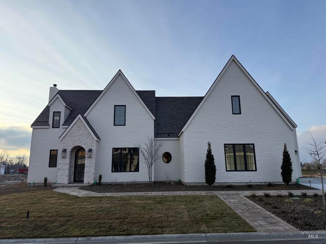 512 Joy Ave., Middleton, ID 83644